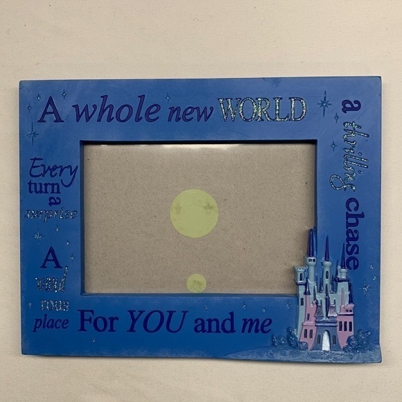 Disney Parks 4x6 Photo Frame "A New Adventure" - Picture 1 of 8